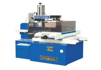 Hohe Präzision CNC, der EDM-Schneidemaschine 2kw Φ0.16mm - Φ0.22mm aufnimmt